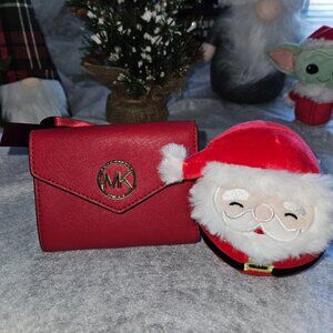 Michael Kors Greenwich Medium Envelope Leather Trifold Wallet Color Crimson NWT